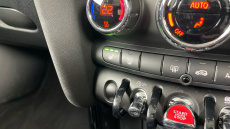 MINI Hatchback 1.5 Cooper Classic Premium 3dr Auto Petrol Hatchback